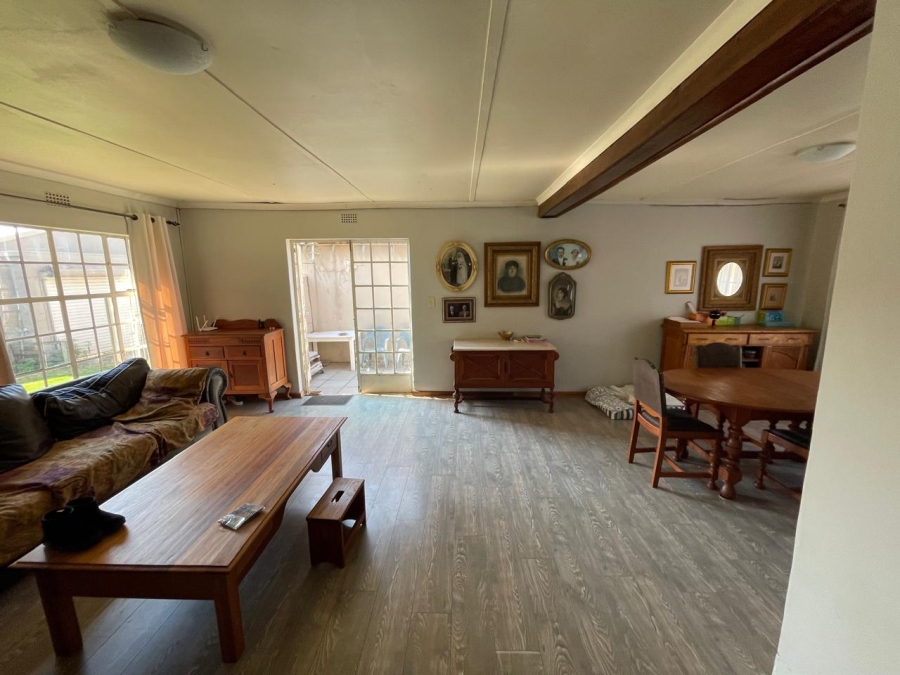 5 Bedroom Property for Sale in Riebeeckstad Free State